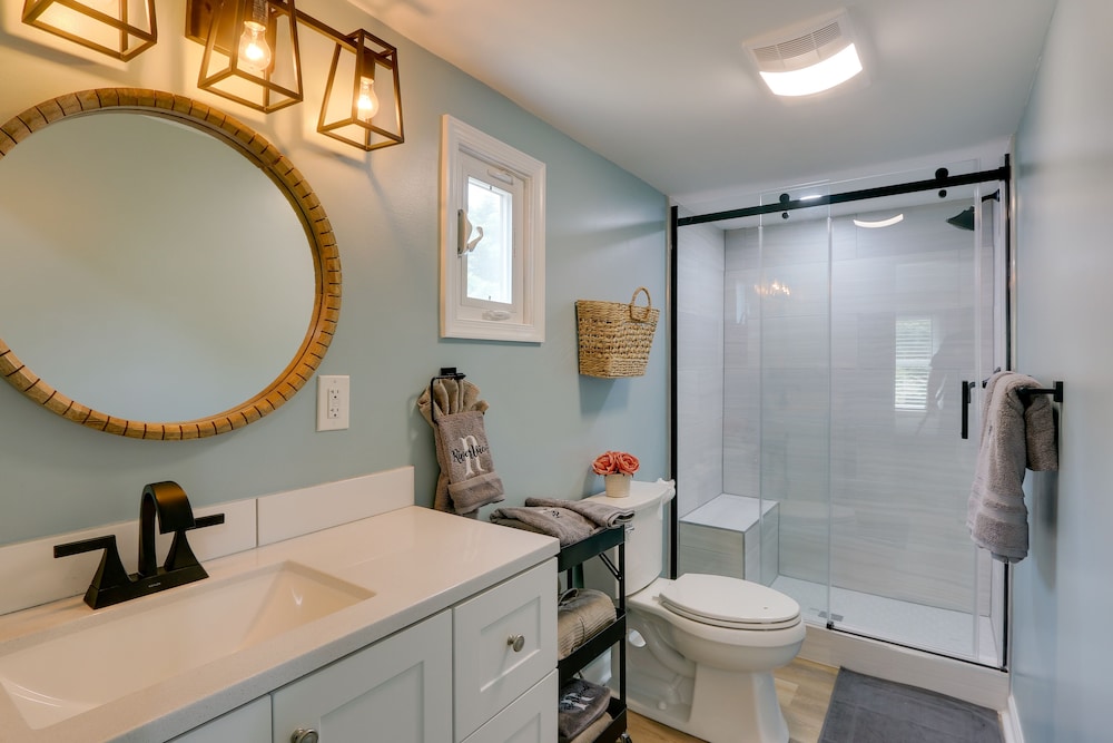 Harpers Ferry Home w/ Private Pool Hot Tub! - Property Image 18