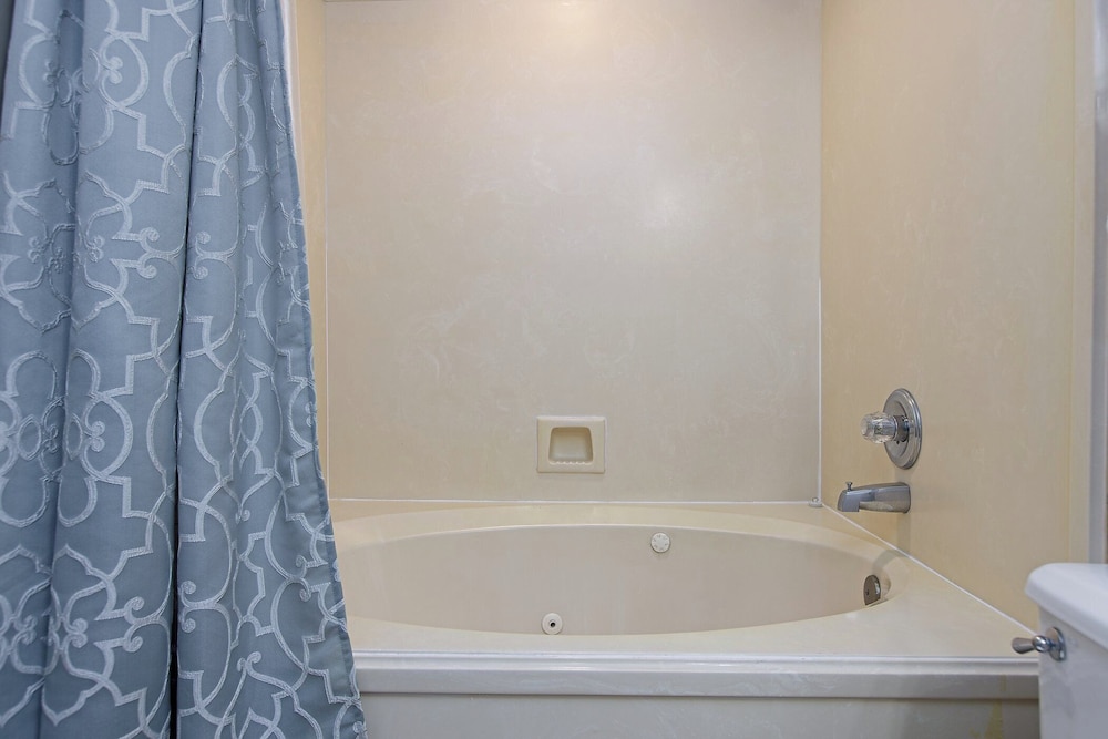 Emerald Key by Southern Vacation Rentals