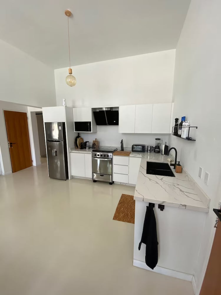 Palm Beach Vacaysuites - Palm Suite 100m2