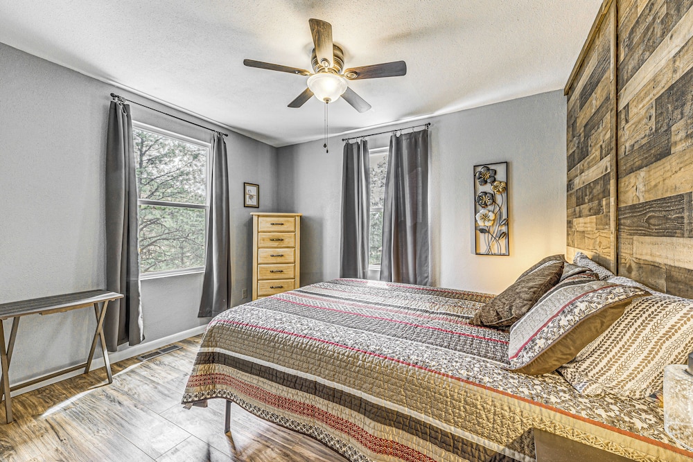 Hot Tub & Mtn Views: Home Near Hiking in Ruidoso!