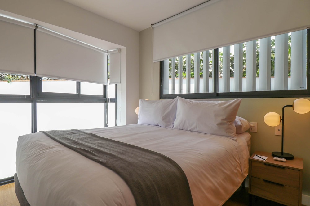 w Awesome 1BR w Great Deco in San Isidro