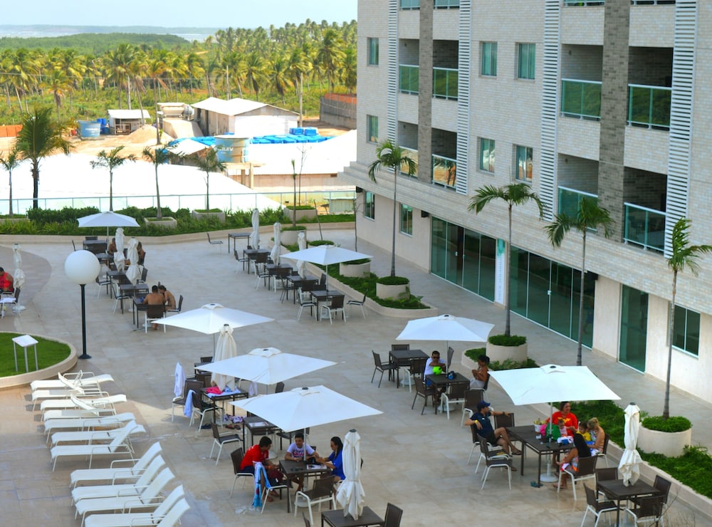 SaltBeach - Salinas Park Resort