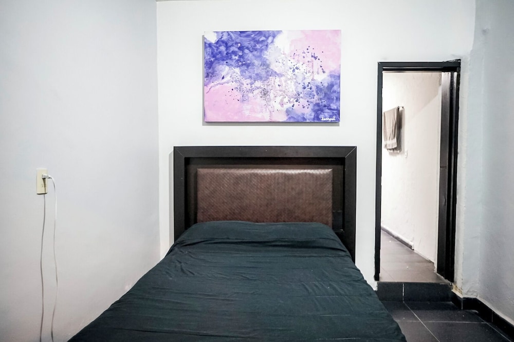 Private room Downtown 2 Guests
