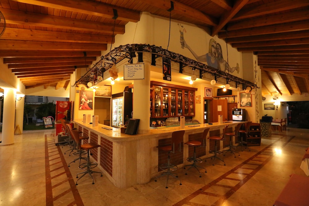 Mavruka Hotel - Image 30