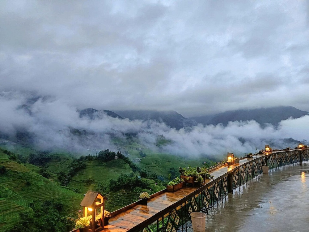 Sapana Mountain Retreat