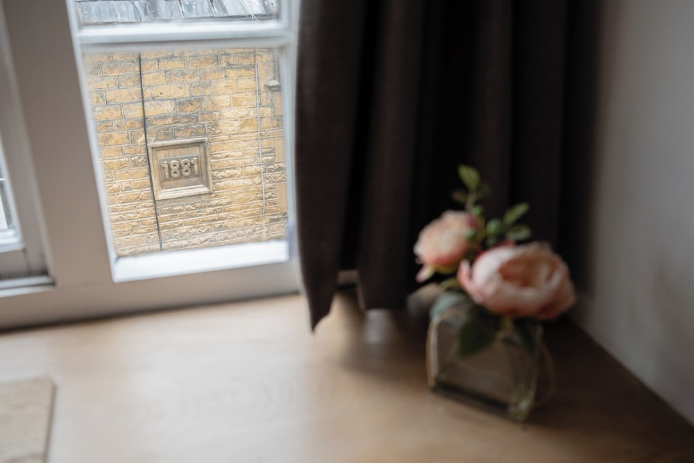 Photo 48