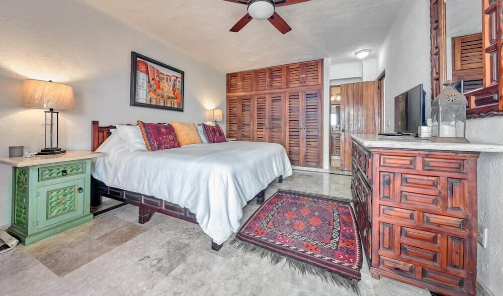 Ocean View 2Br Condo-balcony-beach-pool - 212