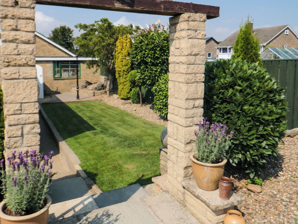 36 Chatsworth Close