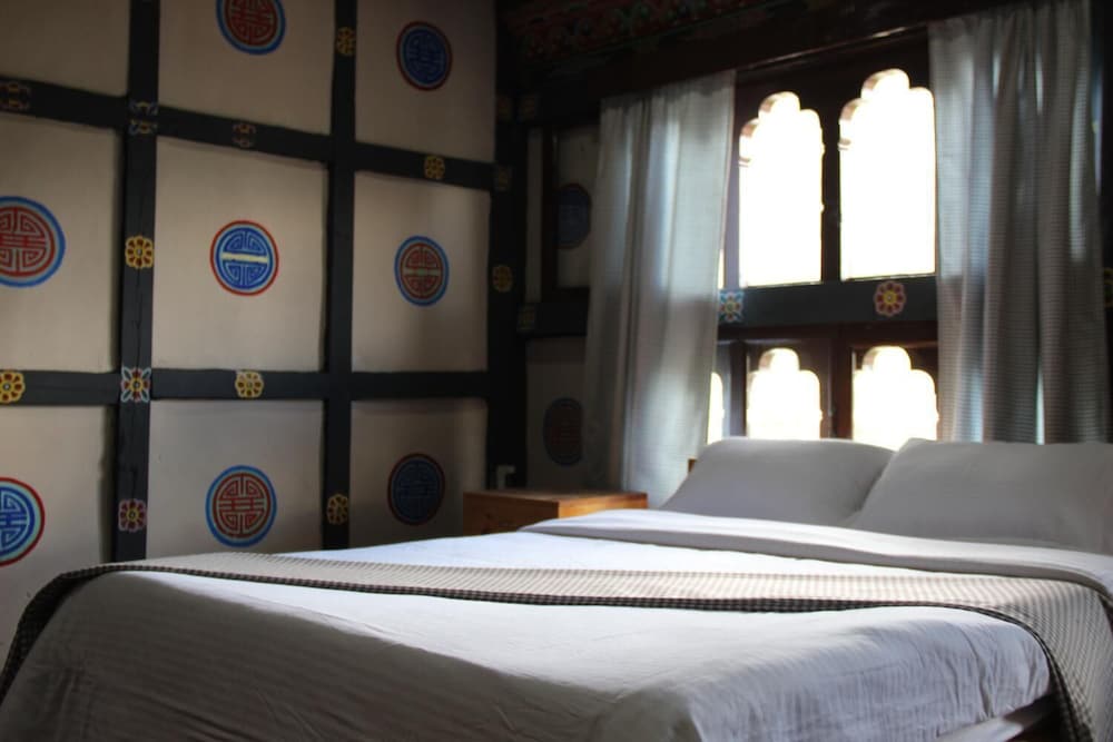 AMA's Village Lodge