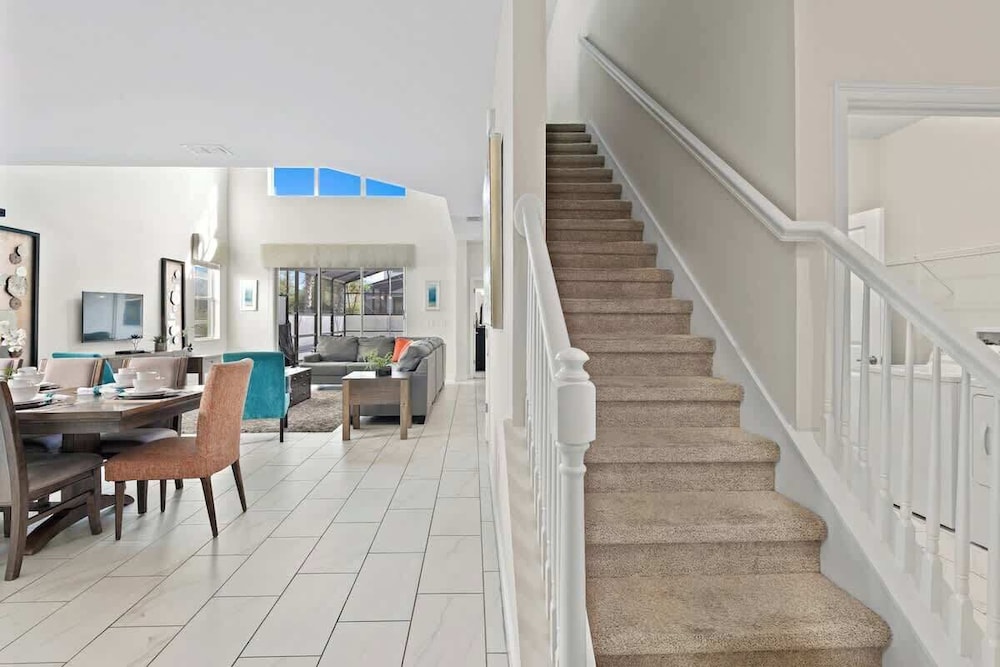 5BR Themed Bedrooms at Storey Lake