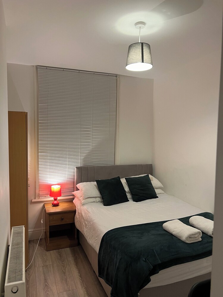 The Coral Guest House Fratton