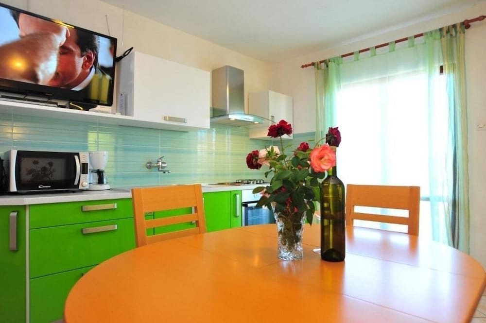Ljilja - 10m From the sea With Parking - A2 view 4