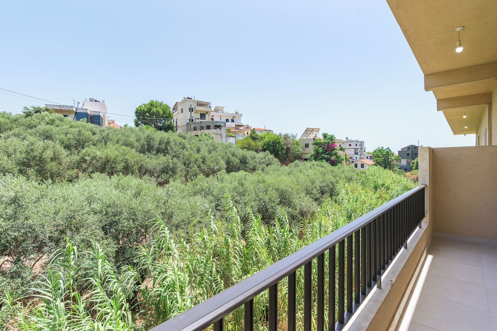 Glow Studios & Apartments in Batroun
