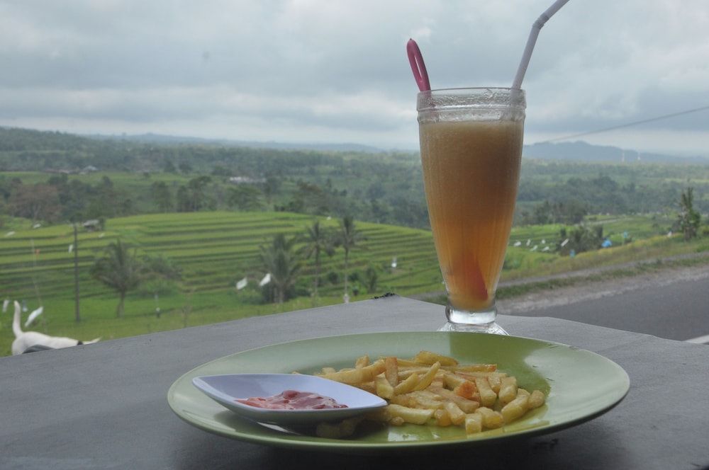 Tepi Sawah Lodge
