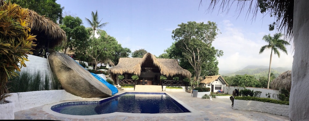 Santa Marta Vacations - Hotel Villa Cata - Property Image 1