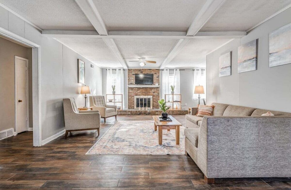 Yale Gather Hideaway