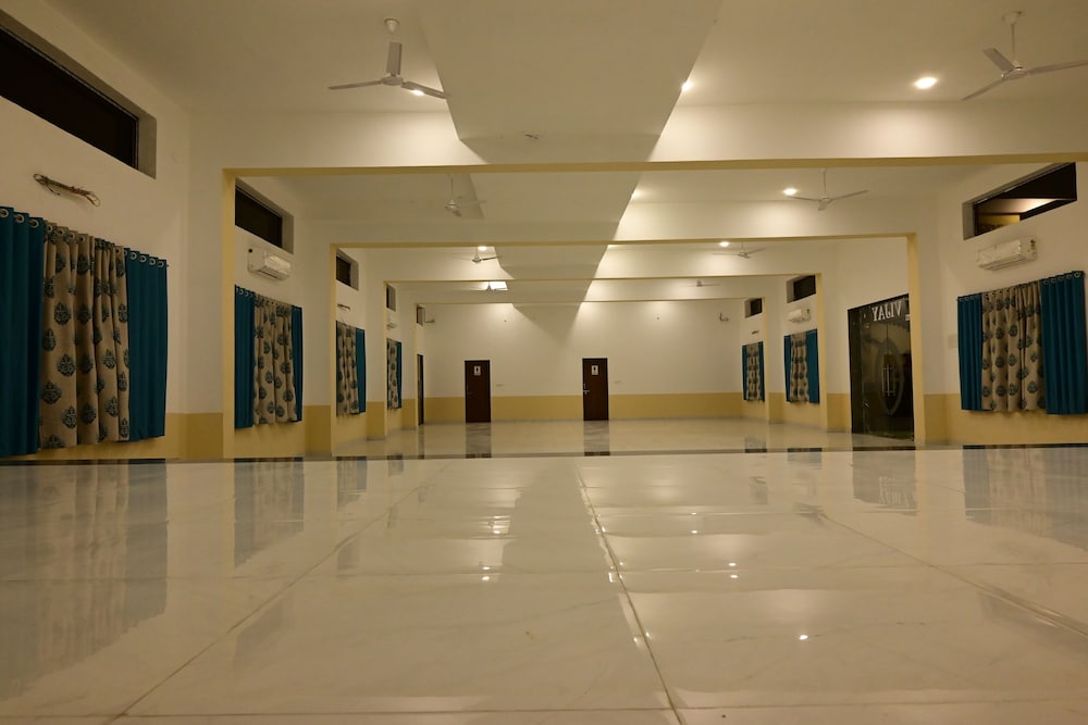 Vijayam Resort
