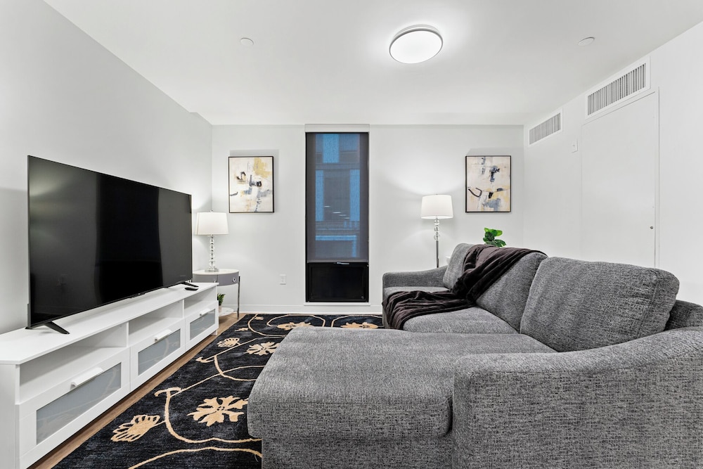 Furnished Apts near Harvard Stadium