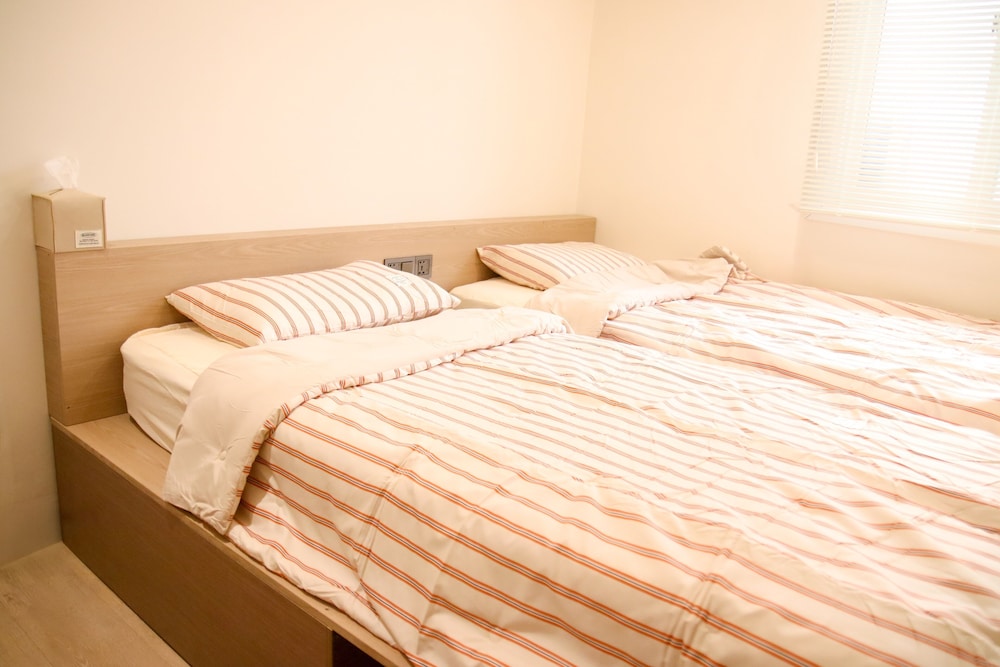 Travel Light Hostel Gyeongju