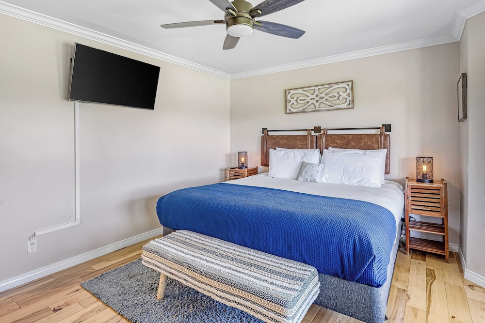 Temecula Wine Country Home w/ Pool, Hot Tub, Game Room & Vineyard Views