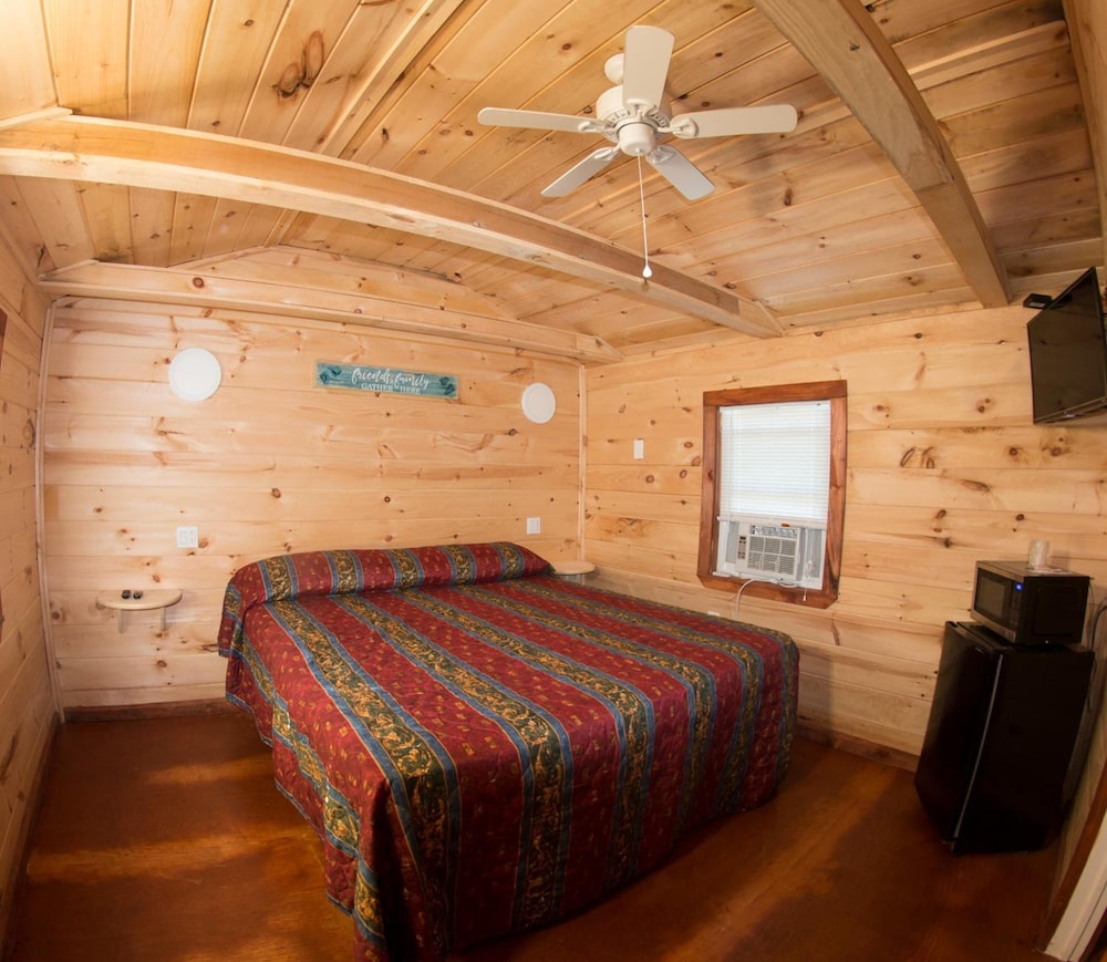 King Hendrick Motel