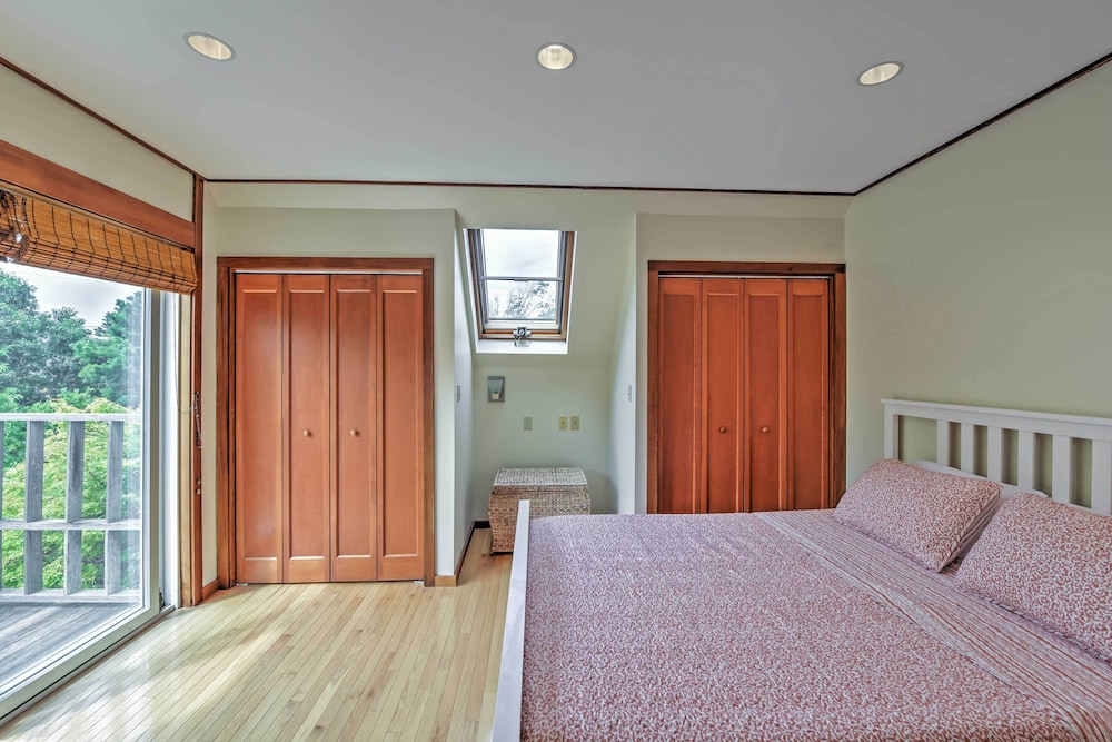 Charming Hyannis Home w/ Deck: Walk to Beach! view 2