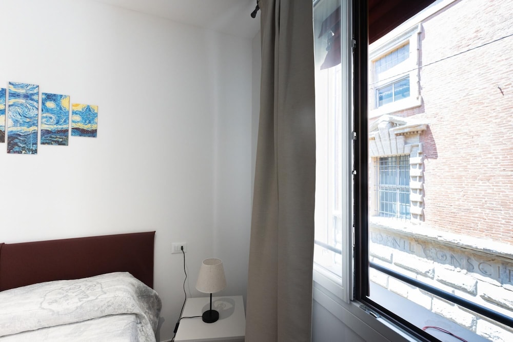 Goito 18 4 in Bologna view 4