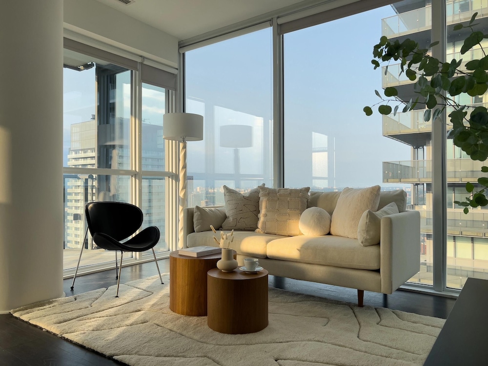 The Harbour Suites & Towers Financial District