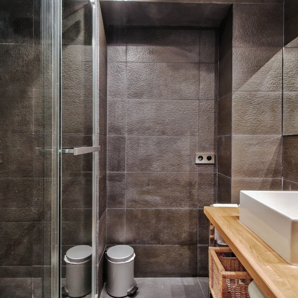 Jardin Priv Gorgeous 3 Bed House in Le Marais