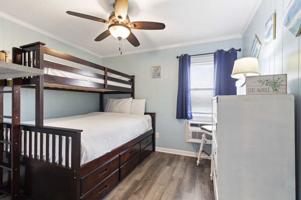 Murrells Inlet Vacations - Ocean Pier Beach-view Condos - Property Image 4