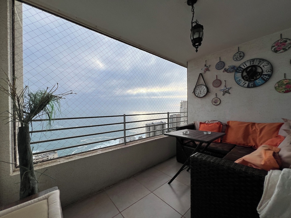 Oceana Suites Geomar II