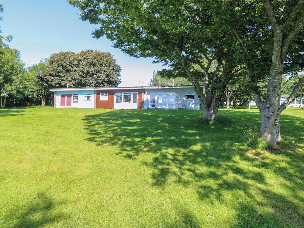 61 Norton Park