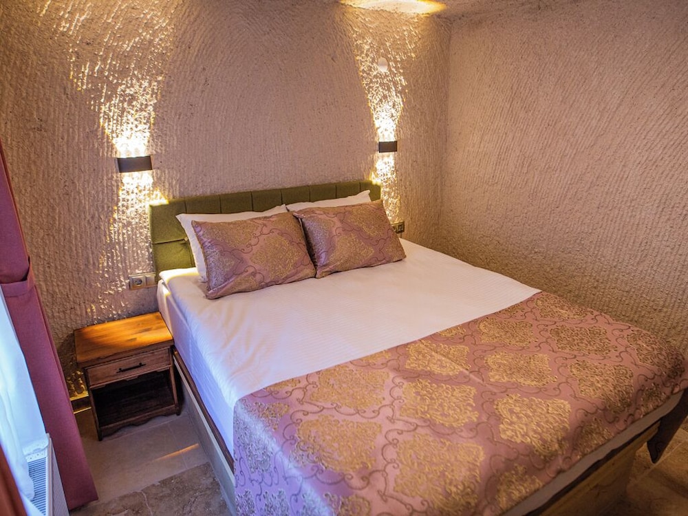 Capavista Cave House