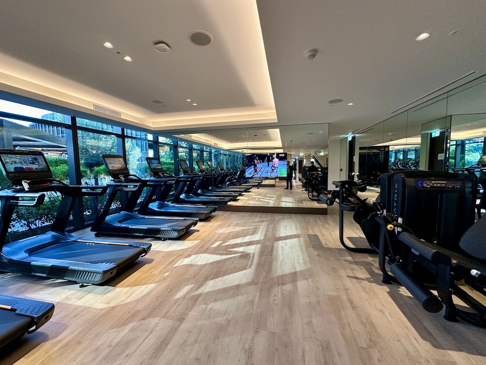 Lux BnB Address Opera I Burj Khalif Views