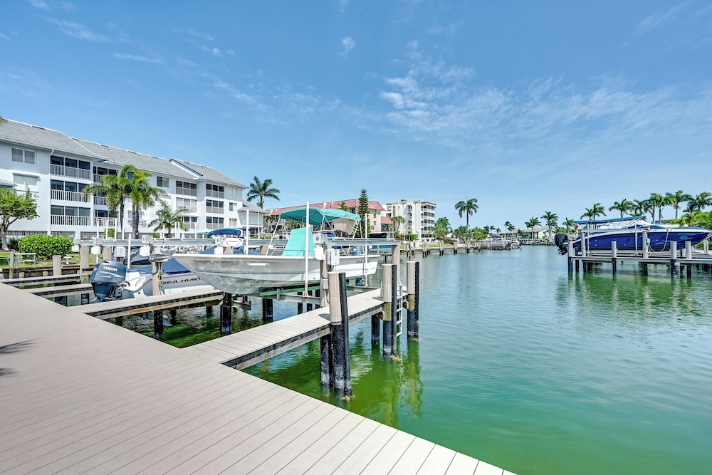 Waterfront Marco Island Condo < 1/4 Mi to Beach!