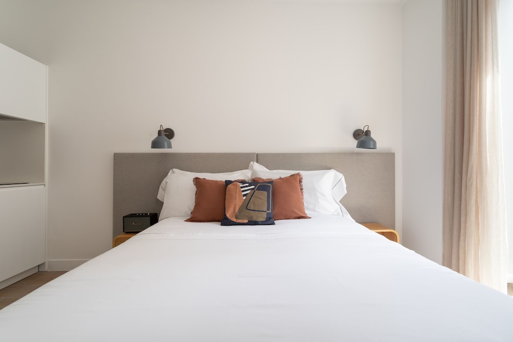 Lapa Diplomatic Flat 1 4 by Feel Lisboa