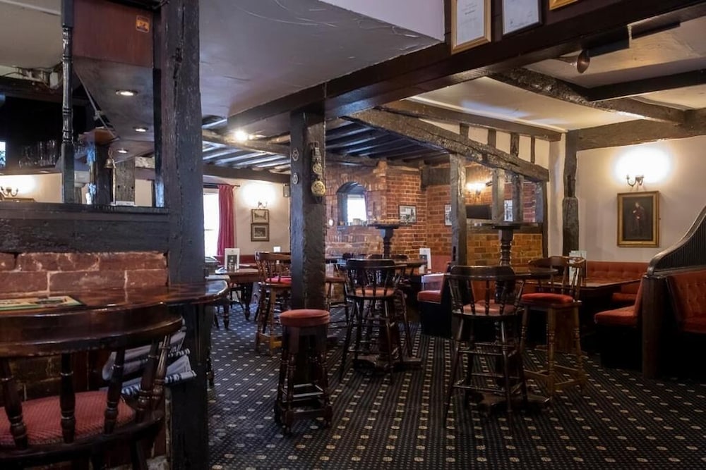 the crown hotel