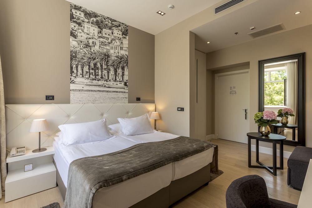 Cornaro Hotel 26