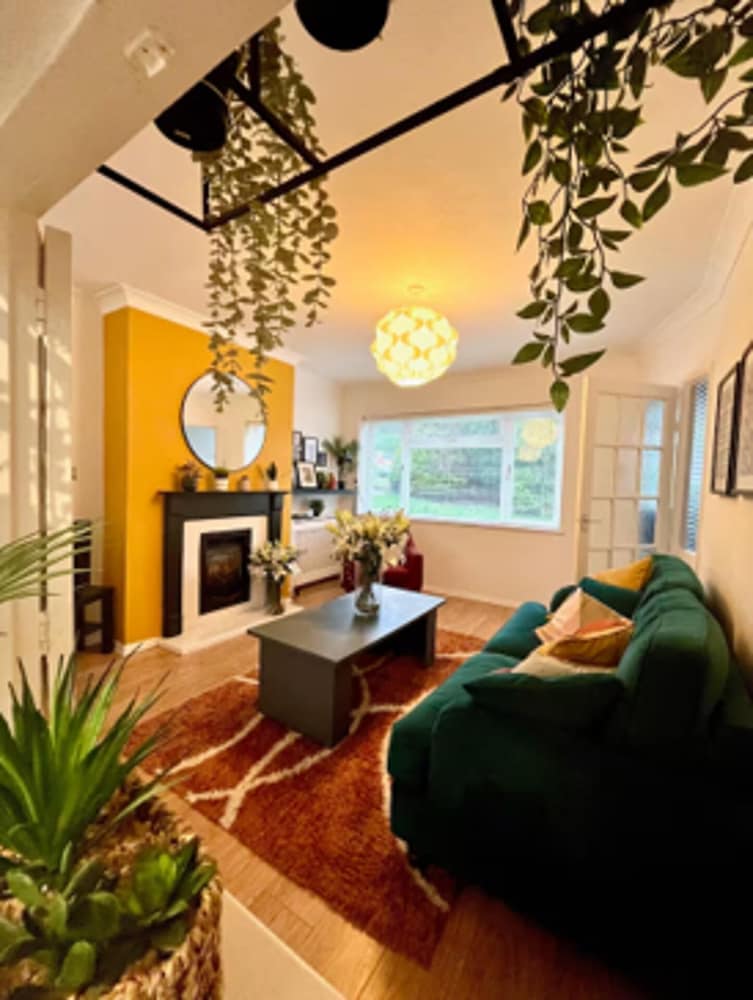 Woodcrest Retreat Sleeps 4 With Garden
