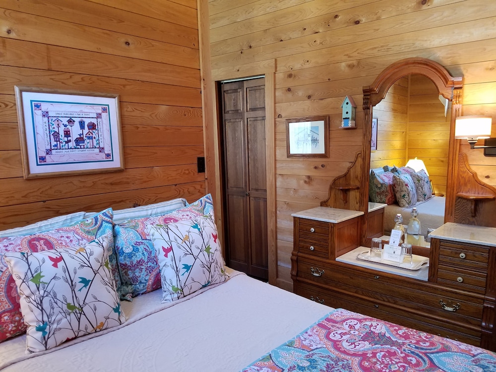 Greenville Inn at Moosehead Lake