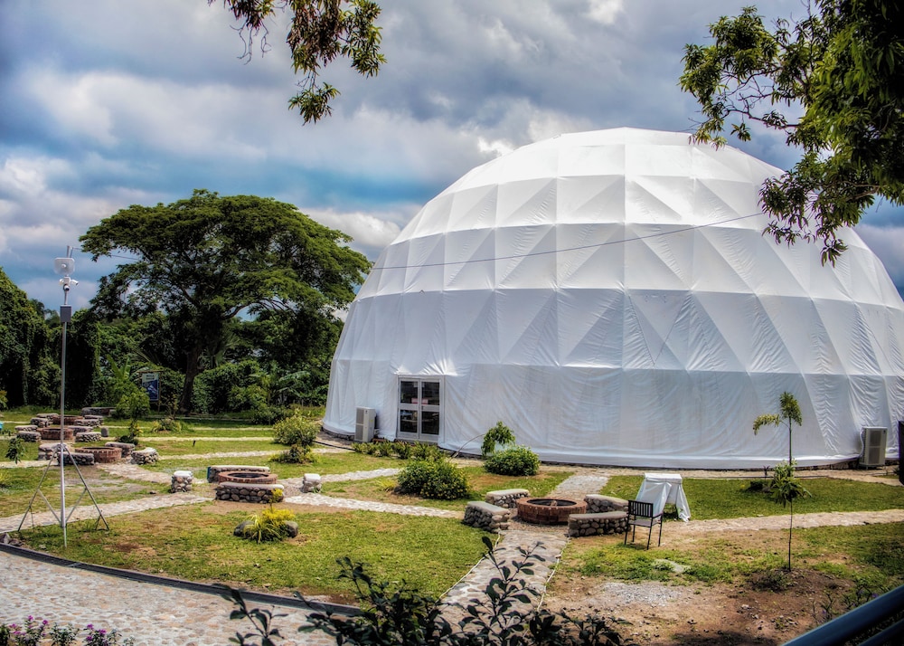 FarmKo Glamping