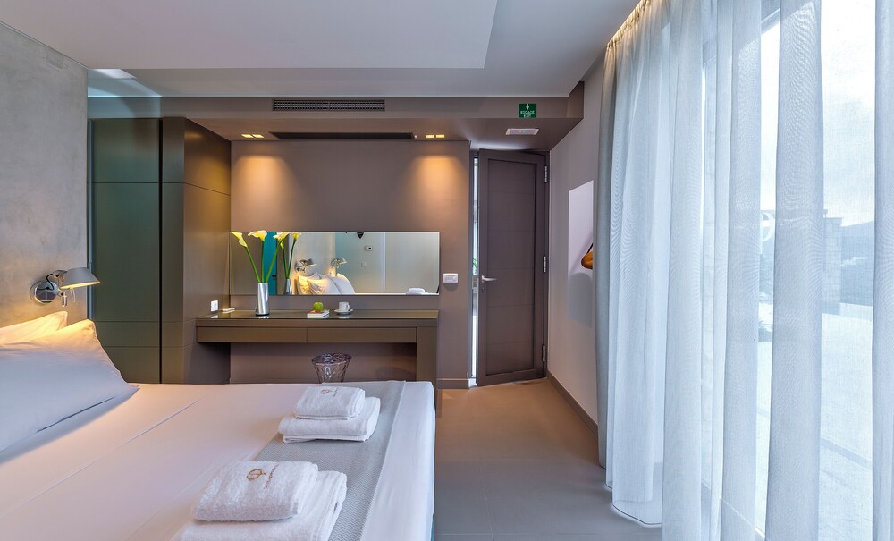 Youphoria Villas