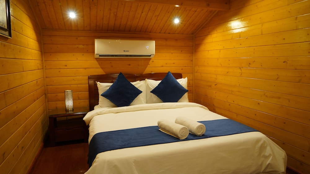 The Land Villas Ammaria