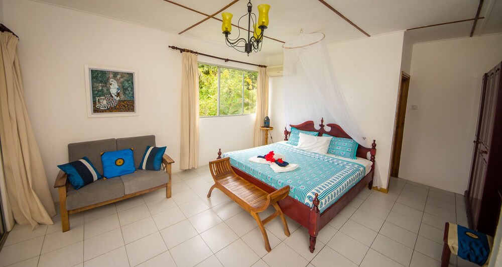 Lemongrass Lodge