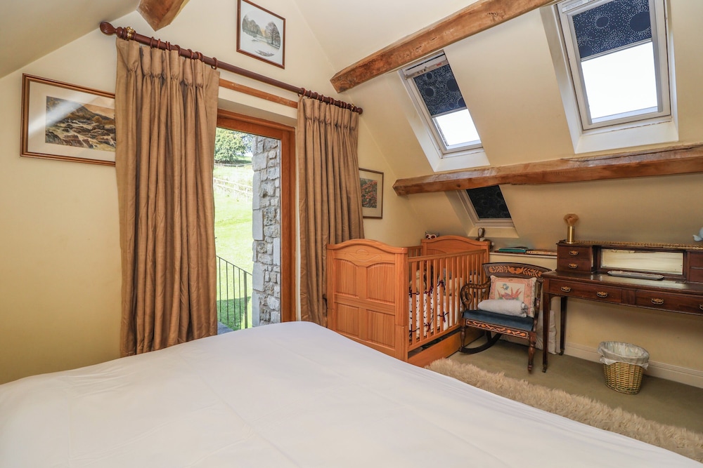 Highgrove Barn