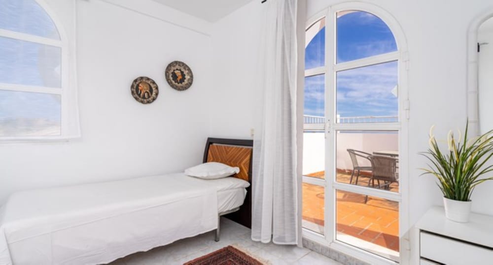 Villa - 4 Bedrooms with Pool, WiFi and Sea views - 107886 view 4