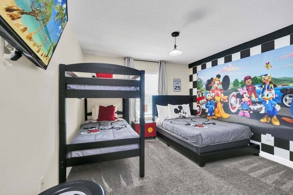 Retreat & Relax Screened In Pool Home Kid Rooms 4 Bedroom Townhouse