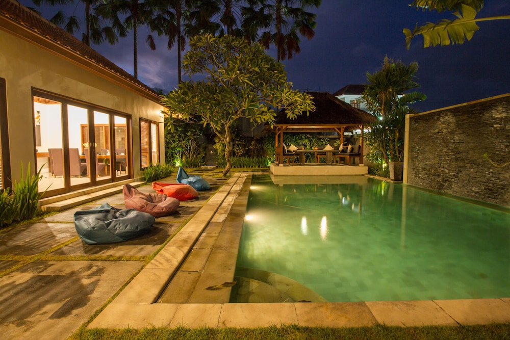 Amore Villas