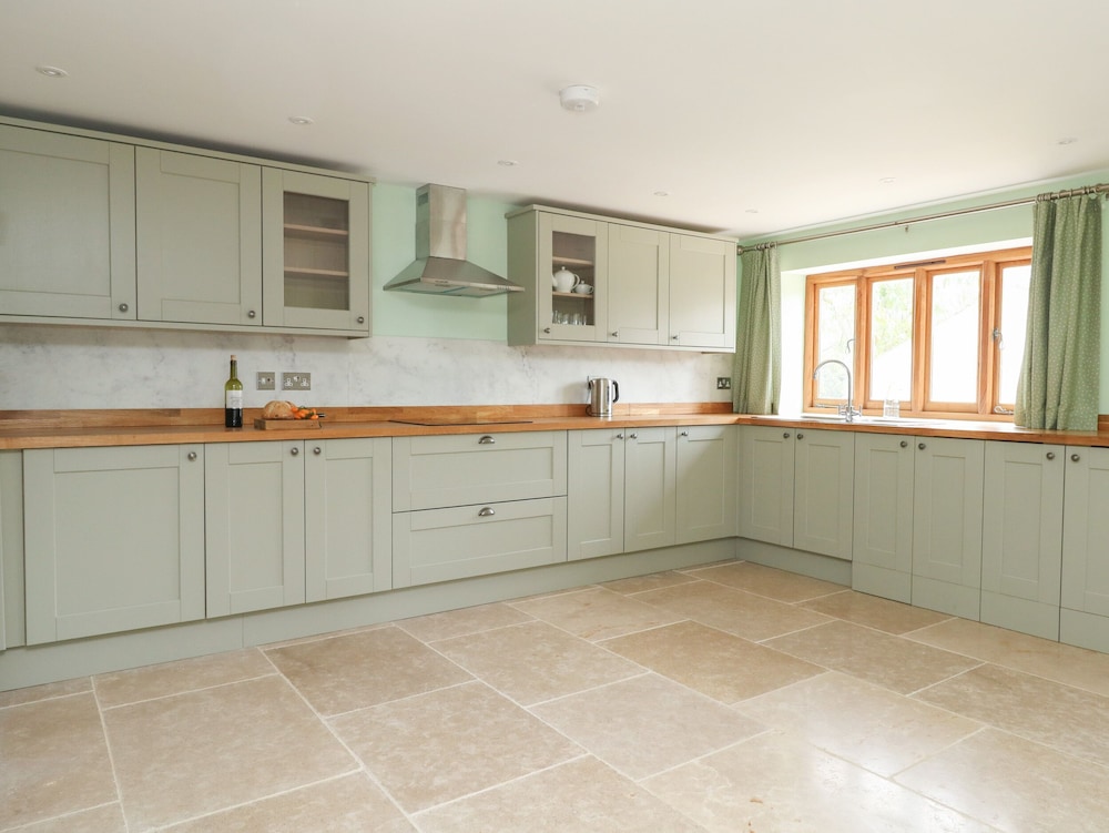 The Granary, Burton Bradstock