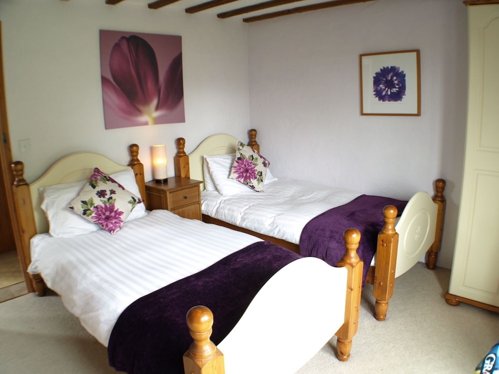 Looe Vacations - Polean Farm Cottages - Property Image 10